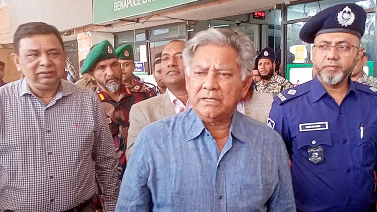 ভারতের অপতথ্য প্রচারে আমাদের ক্ষতি নেই :  ড. এম সাখাওয়াত